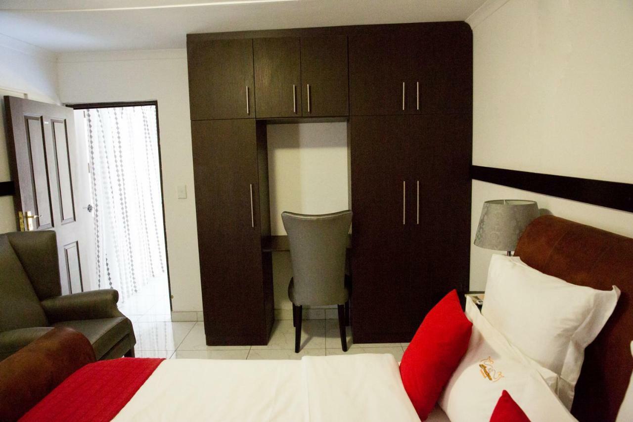 A-Z Boutique Guesthouse Windhoek Kültér fotó