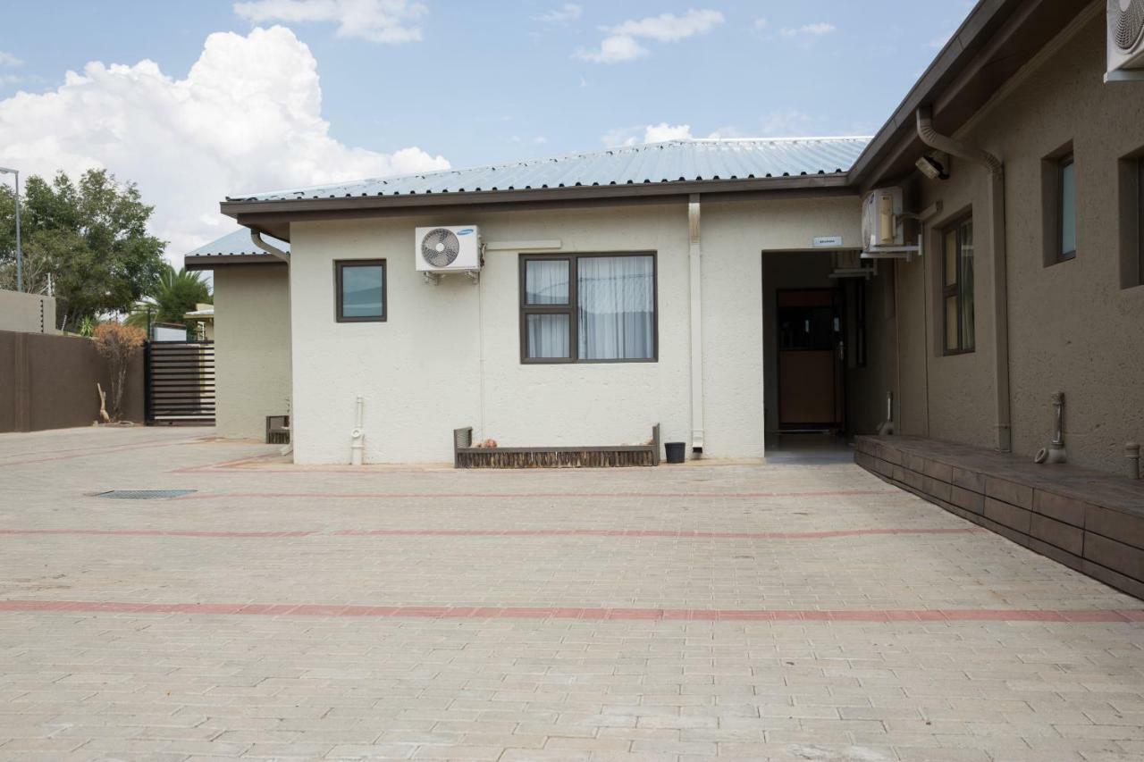 A-Z Boutique Guesthouse Windhoek Kültér fotó